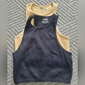 Lot of 2 Women's Sport Crop Top's Sz Small